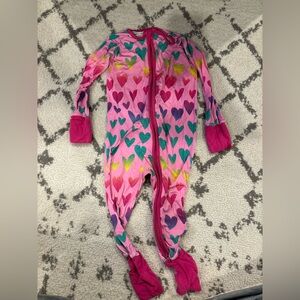 Little Sleepies Ombré Hearts Zippy